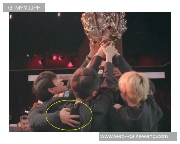 DOTA2热议FPX战队意识争议引发玩家热烈讨论与反思